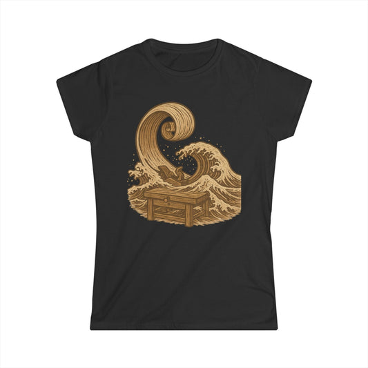 Wave Women Tee